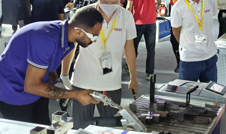 智領未來，創新啟航丨27屆埃森展圓滿閉幕，銘鐳激光榮耀展現！